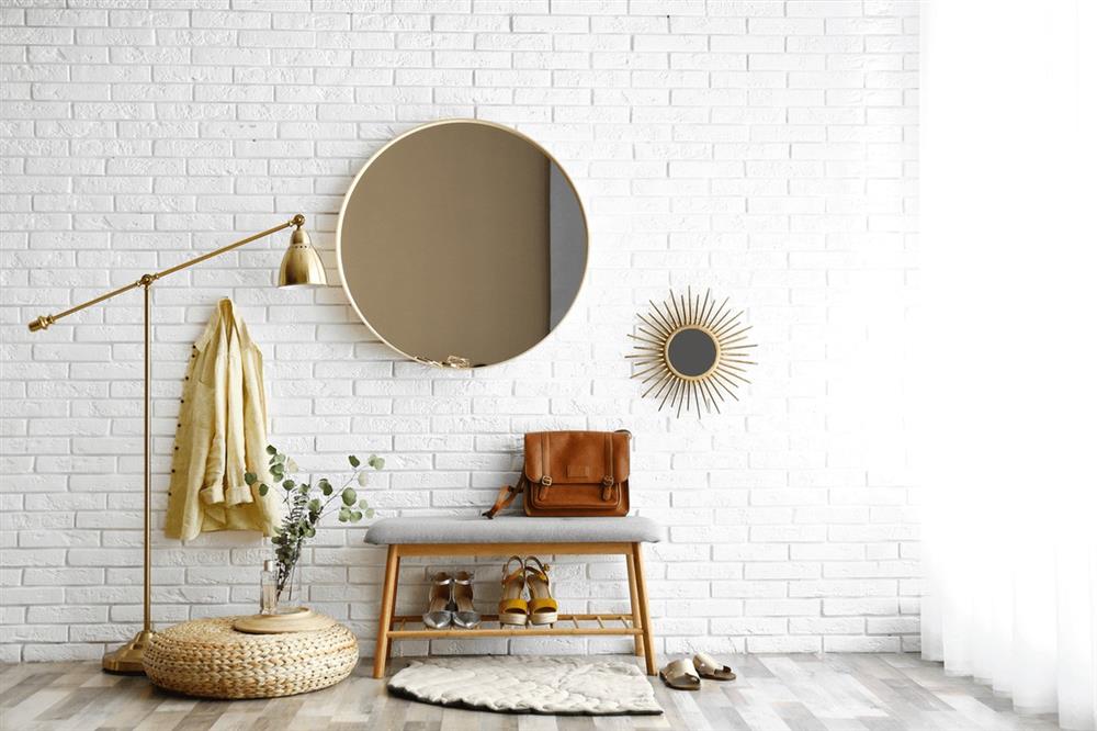golden wall mirror
