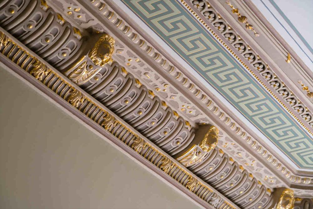 ceiling trims with golden color